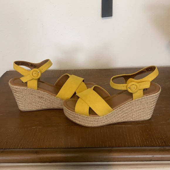 Wedges - Picture 7 of 9